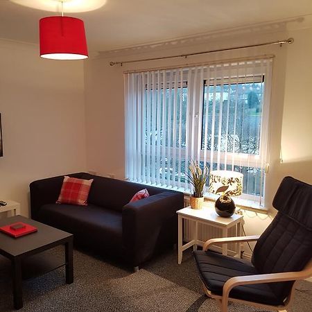 Bathgate Contractor And Business Apartment Екстериор снимка